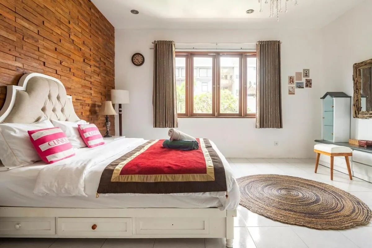 Villa Arinda Central Seminyak Indonesia