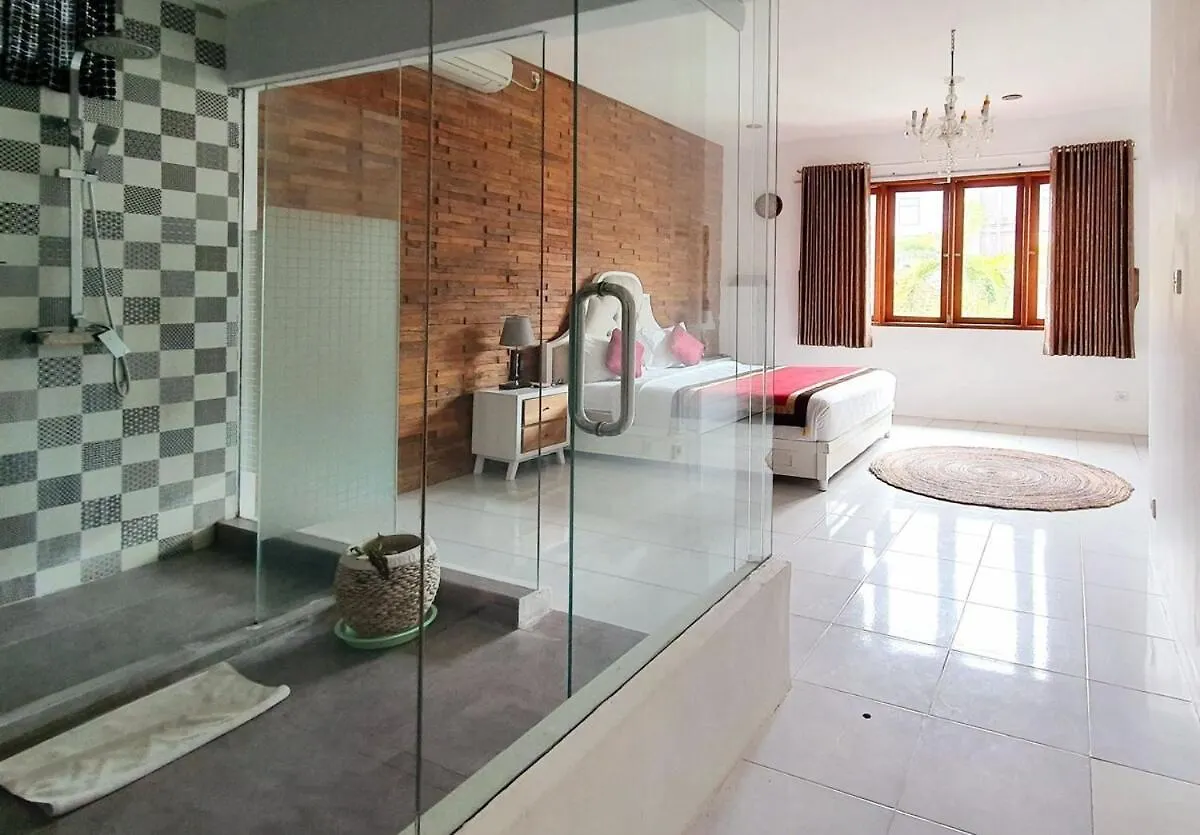 Villa Arinda Central Seminyak Indonesia