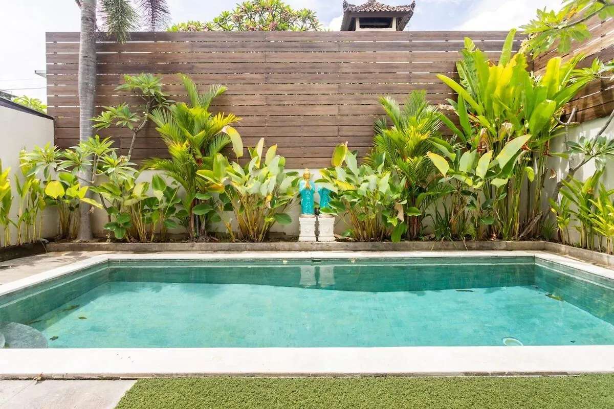 Villa Arinda Central Seminyak